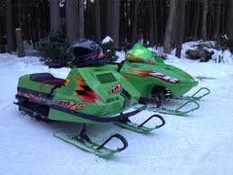 Here's the easiest way to remove the hood on all 2012 arctic cat turbo models that utilize the procross and proclimb chassis. 1972 Kitty Cat Snowmobile Photos Snowmachine Gallery