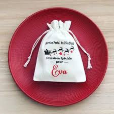 Mini Hotte Ballotin De Noel En Pochon Coton Service Postal Du Pole Nord Une Belle Decoration De Table Ou De Sapi Noel Chocolat Noel Decoration Table De Noel
