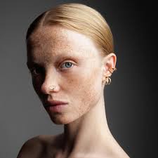 Pendiente minimalista de plata esterlina