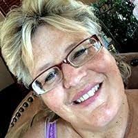 Shellie Stevens's Instagram, Twitter & Facebook