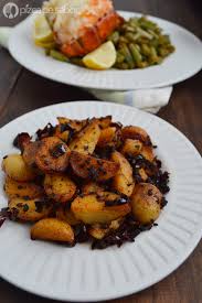 Camarones al mojo de ajo and gambas al ajillo are pretty much the same dish. Papas Al Ajillo Con Ajo Y Chile Pizca De Sabor