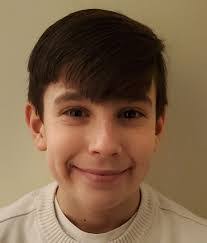 Robin Ringer's Instagram, Twitter & Facebook