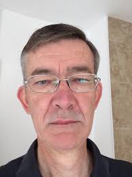 BBC Radio 4 newsreader Howard Philpott dies aged 63 after cancer battle