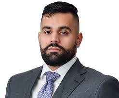 Marlon Becerra's Instagram, Twitter & Facebook