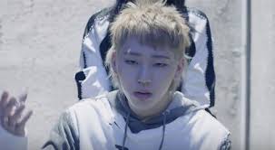 Bold and rebellious, female mullet has grown to be one of the biggest hair trends of this year. 14 Kpop Idol Mullets A New Trend Yay Or Nay Kimchislap Com