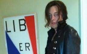 Spacex and tesla ceo elon musk's success as a serial entrepreneur follows an eventful childhood in which a young musk played with homemade rockets, coded his own video games and endured hardships. Elon Musk Confesses He S A 3 000 Year Old Vampire Internet Not Surprised