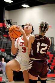 Quick flourish leads Cutter Morning Star past Mount Ida