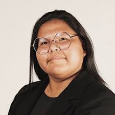 Shelly Corwin's Instagram, Twitter & Facebook