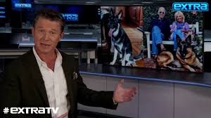 Biden's dogs arrive at the white house 00:30. Joe Biden S Dog Major Will Be The White House S First Rescue Pooch Youtube