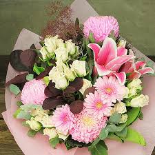 We would like to show you a description here but the site won't allow us. Pink Chrysanthemum Lily Rose Vase Flowers For Everyone