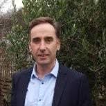 Bruce Rattray's Instagram, Twitter & Facebook