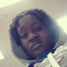 Stream Mona Wells music