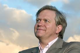 ANU vice-chancellor acknowledges public servants, staff fighting against  COVID-19