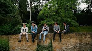 Contact aesthetic backgrounds on messenger. Aesthetic One Direction Laptop Wallpaper Wallpaper Hd New