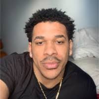 Samuel Farquharson's Instagram, Twitter & Facebook