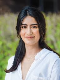 Aimee Barrera's Instagram, Twitter & Facebook