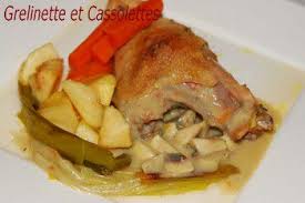 Poule Pommes Et Calvados A La Normande Grelinette Et Cassolettes