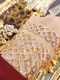 Menjual barang kemas emas 916 baru rantai tangan rantai leher cincin subang loket rantai kaki dan lain2 dengan harga jauh lebih murah dari pasaran. Kedai Emas Lelong Murah Di Kuala Terengganu Dunia Farisya