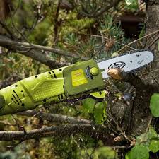 Black And Decker 20v Pole Saw Chain Top 10 Best Electric And Cordless Pole Saws 2019 Reviews Pole Chain Saw Outdoor Power Equipment