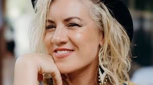 HarperNonFiction acquires debut from 'Married at First Sight Australia'  star Lucinda Light