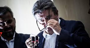 In front of the journalists, the deputy of rebellious france held a very sankarist speech. Jean Luc Melenchon 7info