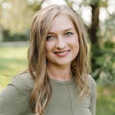 Eva Neff's Instagram, Twitter & Facebook