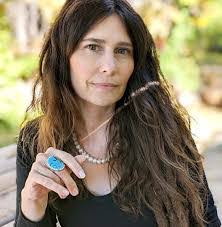 Shirley Pelot's Instagram, Twitter & Facebook