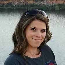 Candy Mahoney's Instagram, Twitter & Facebook