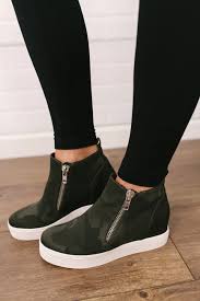 With our great collection of fashionable sneakers you'll definitely find a trendy sneaker to. Steve Madden Wedgie Sneakers Camo Steve Madden Shoes Steve Madden Wedge Sneakers Wedge Sneakers Outfit