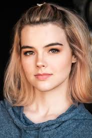 Alexa & Katie" Last Dance (TV Episode 2020)