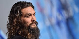 Après son départ d'alerte à malibu, il a rejoint le casting de melrose place pendant deux ans. Jason Momoa Aquaman Dans Alerte A Malibu Meconnaissable Mais Ultra Sexy Cosmopolitan Fr