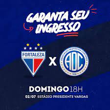O técnico fernando diniz tem muitas. Facebook