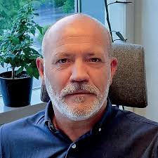 NAVNET PÅ MAGASINET BLE TOGETHER