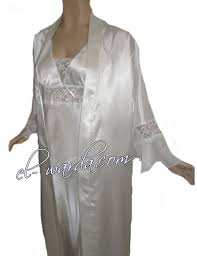 Nuisette Longue Blanc Satin Et Dentelle El Warda Com
