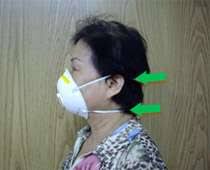 系抗疫欠認真 羅致光香港罪人 政情：盧偉國吹色士風 送天下母親祝福 政情：李卓人坐監6日已習慣 政情：葉子祈冇戴罩被聲討 大鬧巴士死撐小事 致癌毒. ä½ æœƒæ­£ç¢ºæˆ´å£ç½©å—Ž 7å¼µåœ–æ•™ä½ æˆ´å£ç½©ä¸å†ng é¢¨å‚³åª'