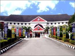Serangan komunis ke atas balai polis bukit kepong, johor, pada 23 februari 1950 merupakan satu sejarah hitam yang dikenang dan diberikan publisiti meluas sebagai satu sejarah kepahlawanan anggota polis dalam menjaga keamanan dan keselamatan negara. Balai Polis Jalan Tun Razak Home Facebook