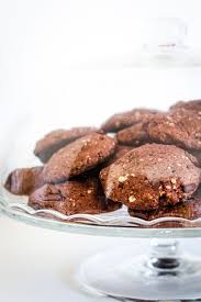 Cookies Moelleux Aux Flocons D Avoine Et Chocolat Les Delices De Marina En 2020 Cookies Moelleux Flocon Avoine Moelleux