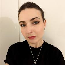 Natural work appropriate glam. Tip: to make your lip colour last longer,  apply a lip pencil all over your lip before applying a lip oil or gloss.  Used @nyxcosmetics_aunz lip liner in