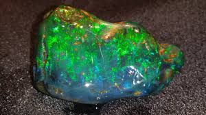 Opallios is the greek word for opals meaning to see a change of colour. Rainbow Ridge Opal Mine