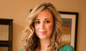 Jennifer Cuthbert's Instagram, Twitter & Facebook