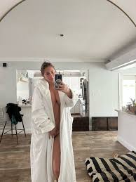 Ruby Reid on X: flashing the person w the best comment  t.coh2fRgqG8t3  X