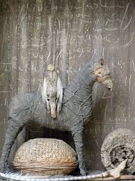 Art Contemporain Expositions Permanentes A Poitiers Accueil Sculpture Art Art Textile Art Dolls