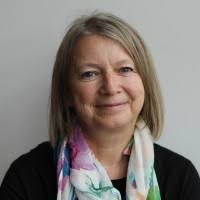 100+ profilů „Benge“