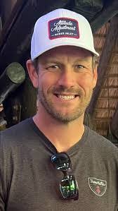 Robert Kinley's Instagram, Twitter & Facebook