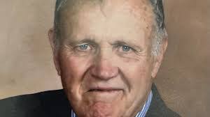 Garth James's Instagram, Twitter & Facebook