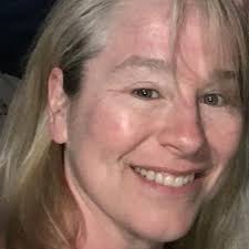 Which is better for diving, Utila or Roatan?