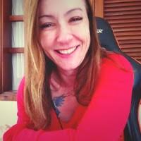 90+ "Elisa Chaves" profiles