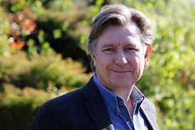 Andrew Delivers VMG Comms Strategy