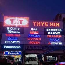So aku dan husband ke lokasi kedai yang terletak di jalan tunku munawir. Thye Hin Home Facebook