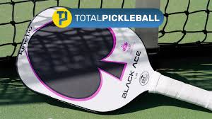 ProKennex Daniel De La Rosa Black Ace Paddle Review: extended handle for  power, plus access to spin